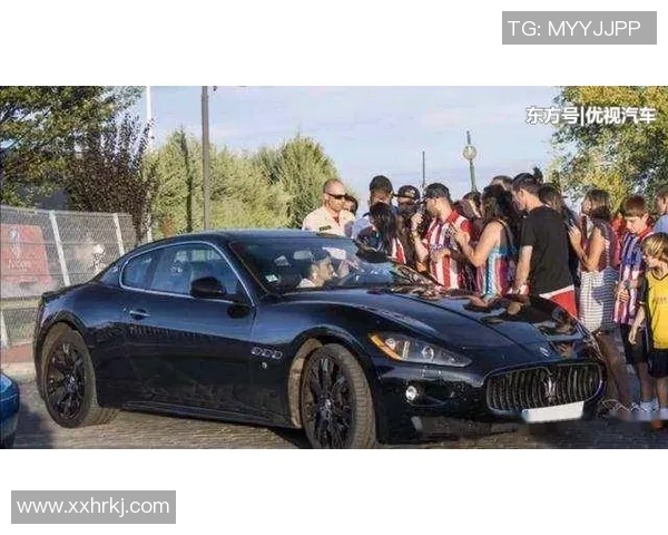 足球明星携手豪车品牌打造奢华代言新风尚引领时尚潮流